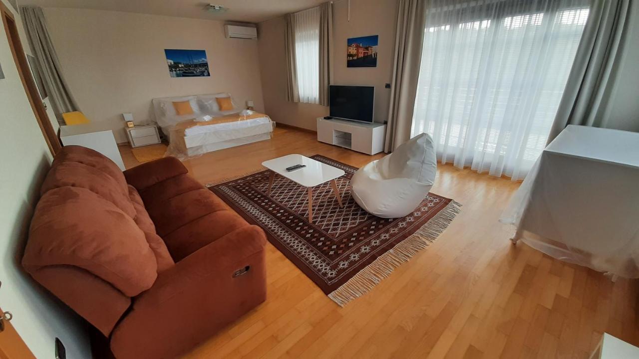 Relax Vila Kampel Κόπερ Εξωτερικό φωτογραφία